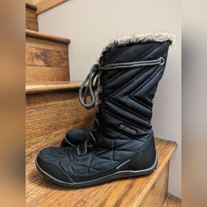 Columbia Women’s Minx Winter waterproof Boot size 8